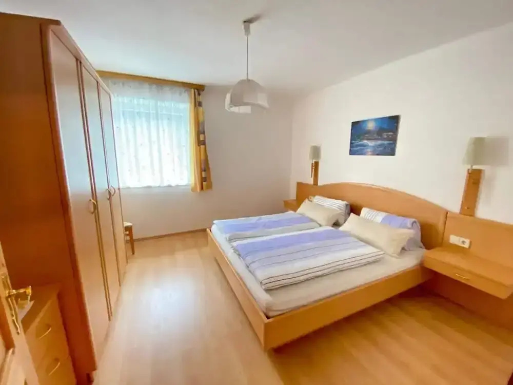 Chalet in Rennweg near Ski Slopes
