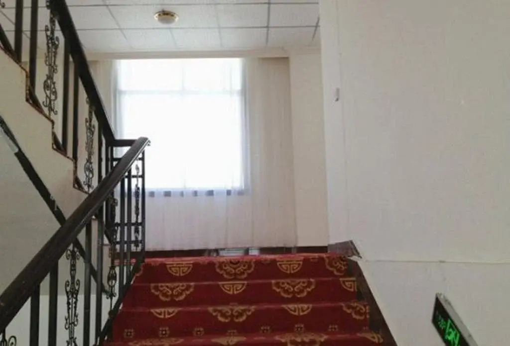 Lhasa Huaxin Hotel
