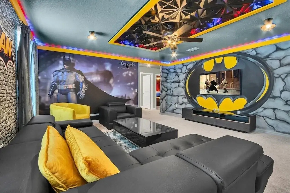 3417lw · Brand New 7 Bedroom With Pool /spa/ Themed, Close