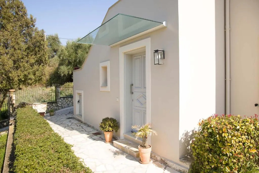 Seaview Luxurious Apartment near Corfu Town - Adults Only By Konnect