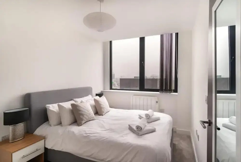 Snug 1BR Apt 4KTV Free Parking