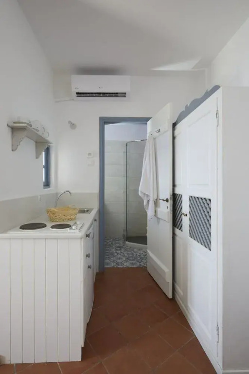 Allure Breeze Suites