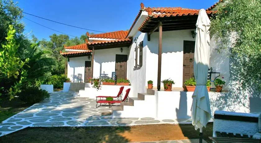 Trikeri Villas