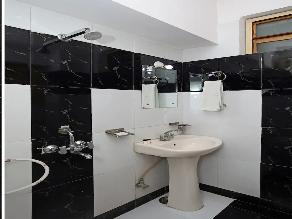OYO 10609 Hotel Jodhpur Royals