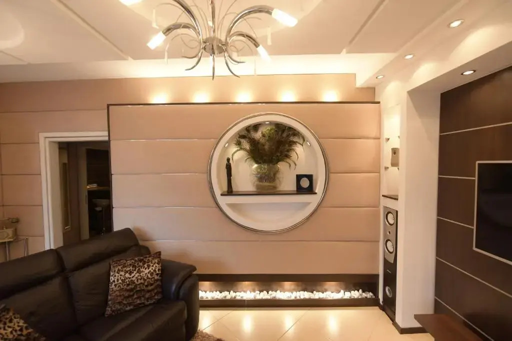 H & V Residence - Bungalow Apartment