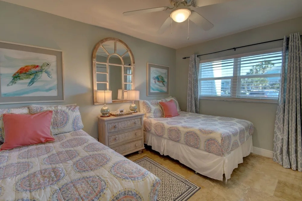 318 El Matador 2 Bedroom Condo by RedAwning