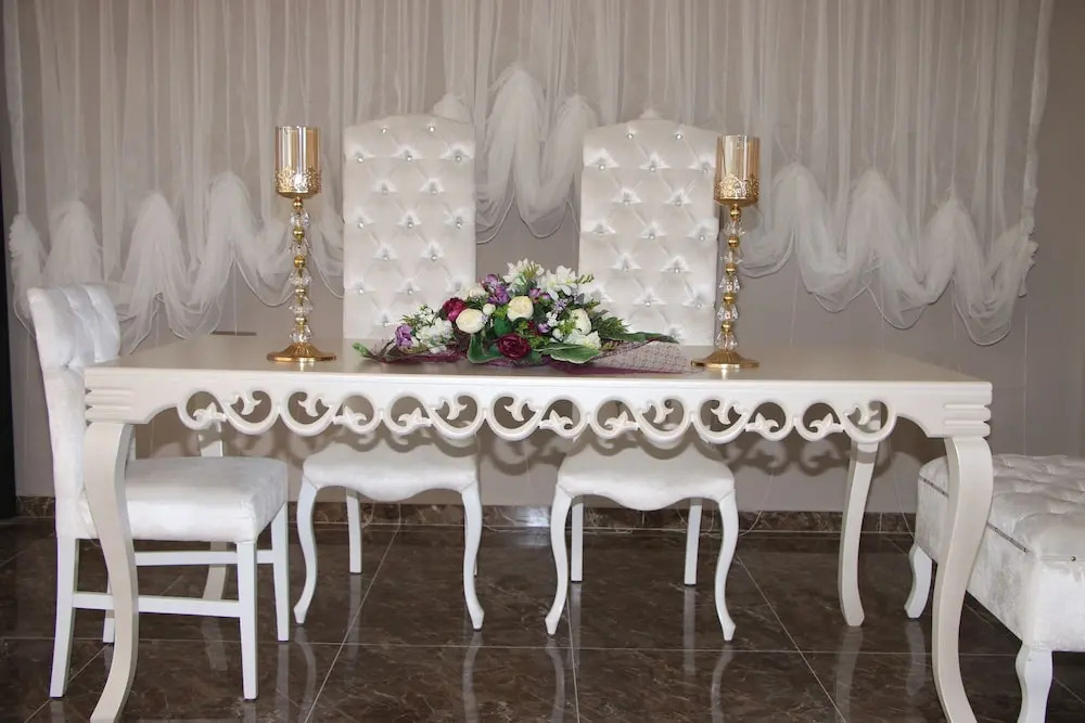 Ereza Otel