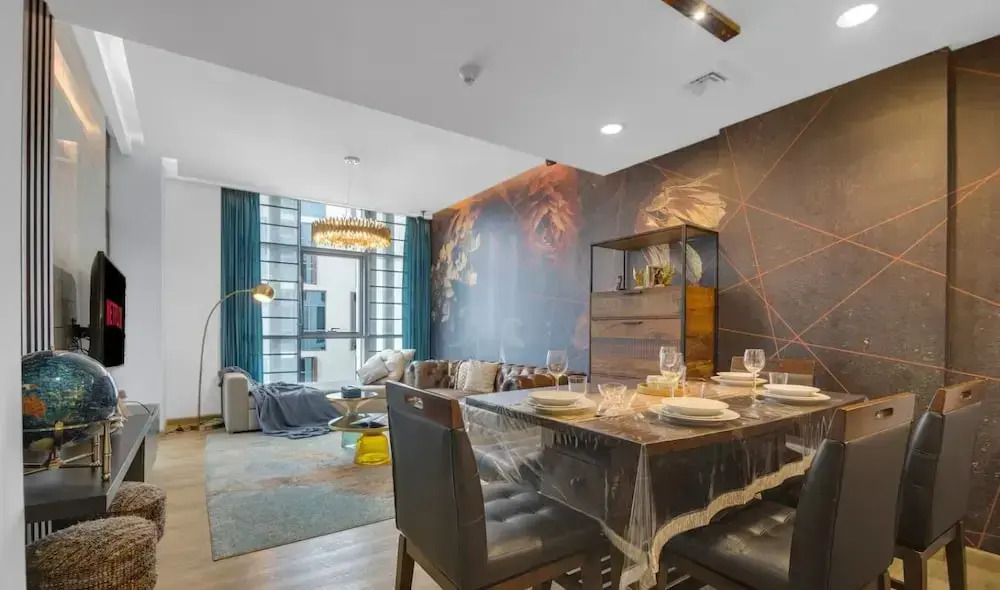 Manzil - Stylish 2BR nr Metro Station Al Jaddaf