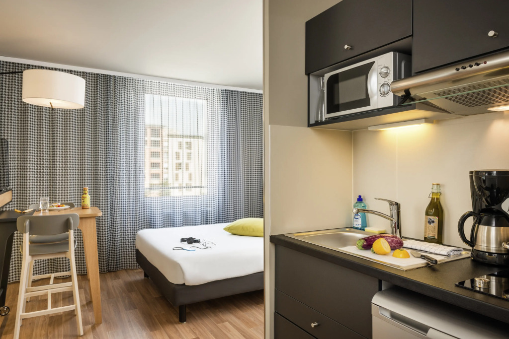 Aparthotel Adagio Access Paris Massy Gare