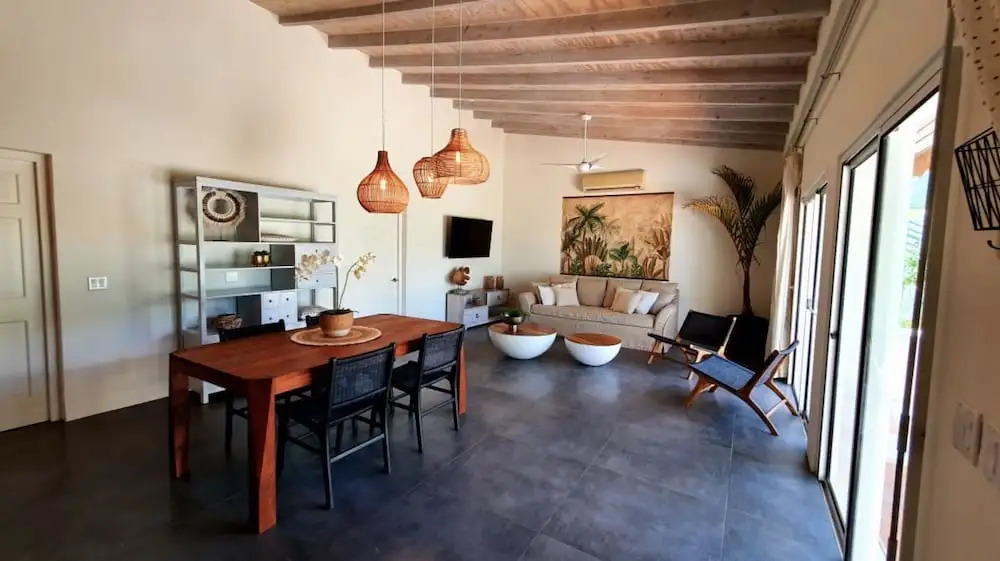 Coco's Beach House