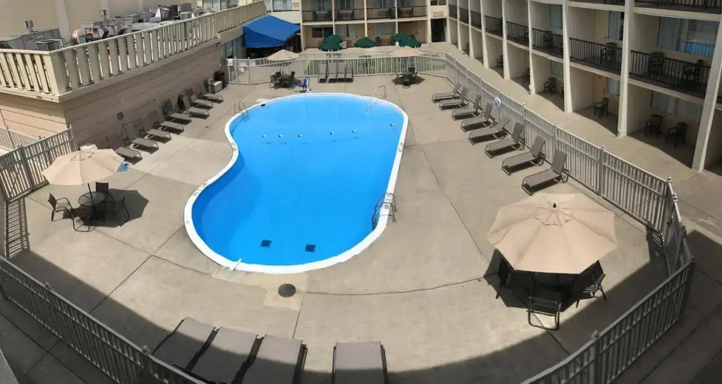 Holiday Inn Hotel Pittsburgh-Monroeville