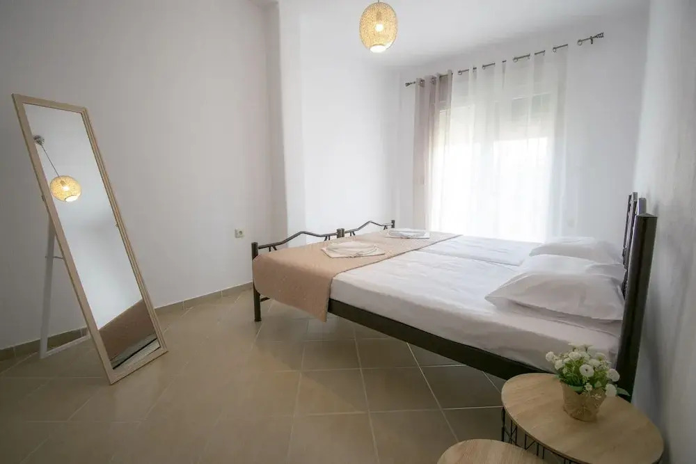 Violeta Apartment by Rentalspro