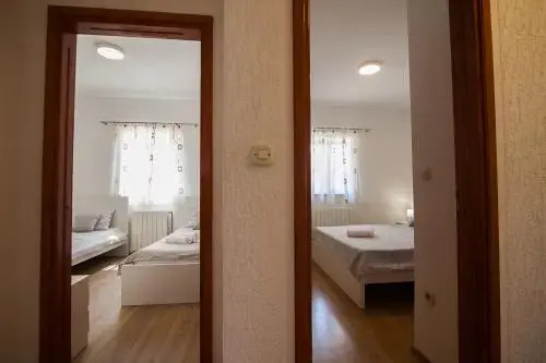 Apartment Teskera 1