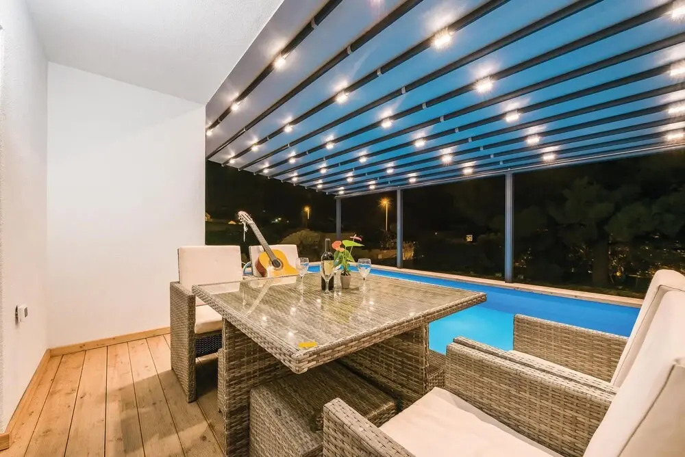 Amazing Home in Brodarica With Wifi and 6 Bedrooms