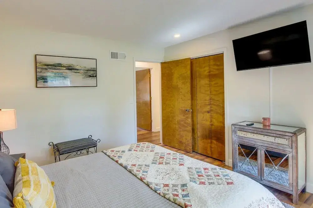 Overland Park Home w/ Fenced-in Yard & Gas Grill!