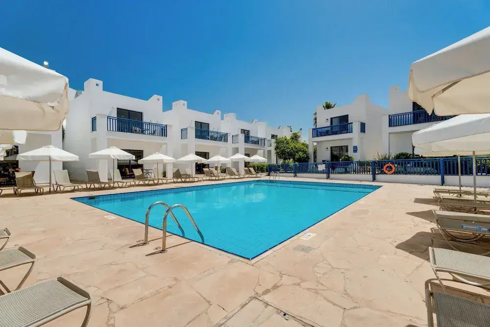 Kritamo Beach Hotel Apartments