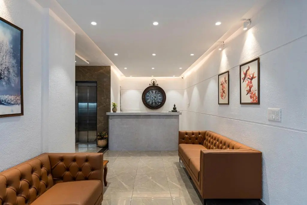 StayBird - Divine Suites, Business Hotel, Kharadi