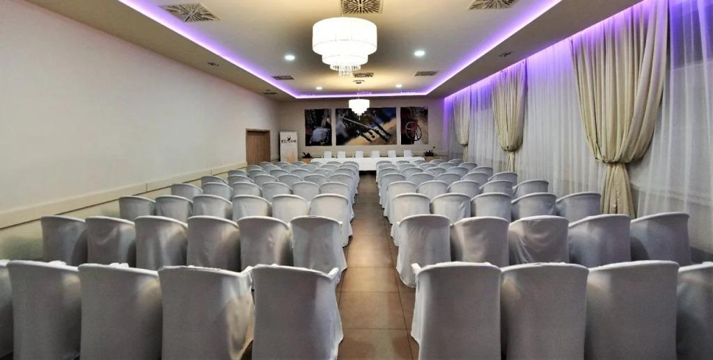 Hotel Alkar - Family Friendly Hotel with Pool in Sinj, Dalmatia