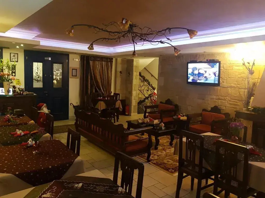 Epavlis Boutique Suites