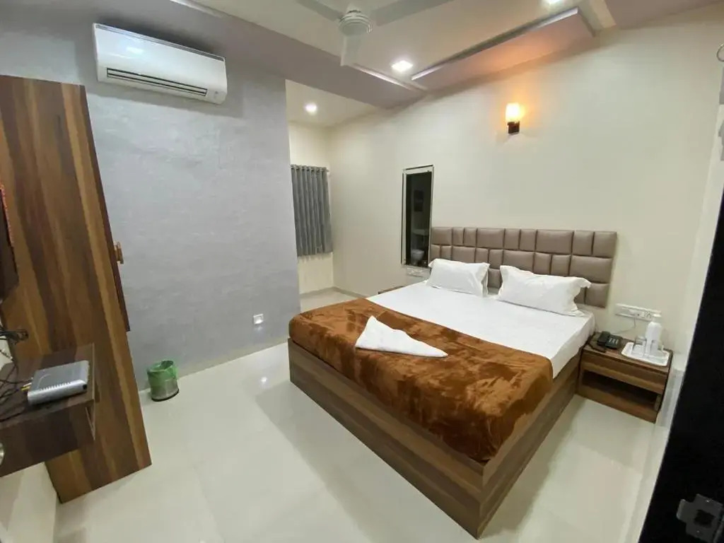 Hotel Divine
