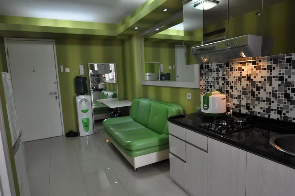 Clean & Comfy Room at Bassura with open view window