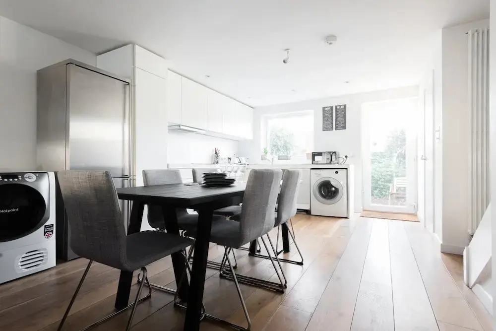 Modern Open Plan Family Living in the Heart Of Central Oxford Jericho