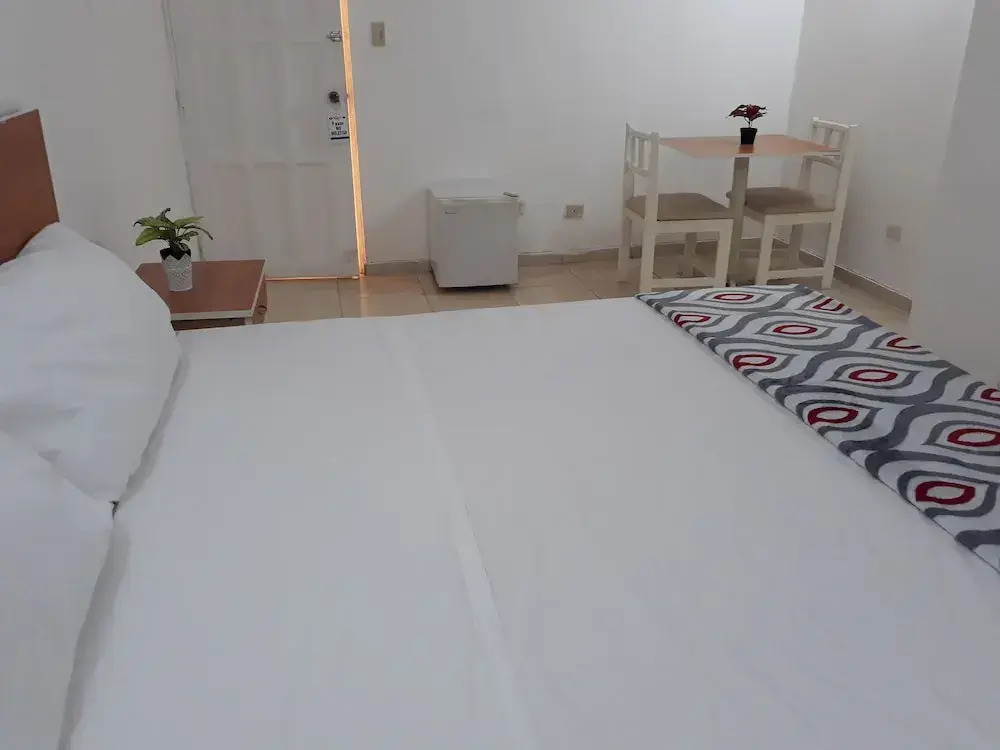 Ruben's Hotel
