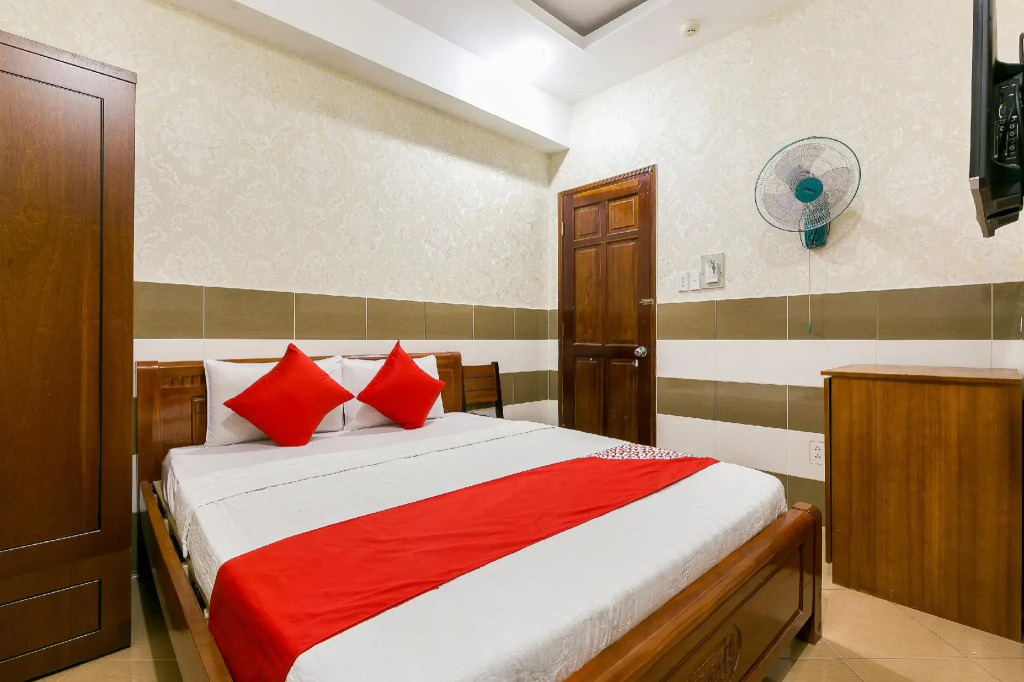 OYO 261 Binh Dung Hotel