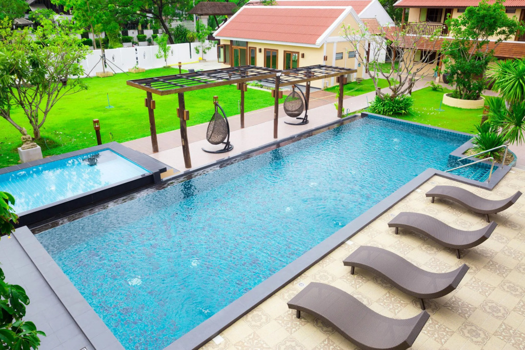 HueanKhamHom Resort