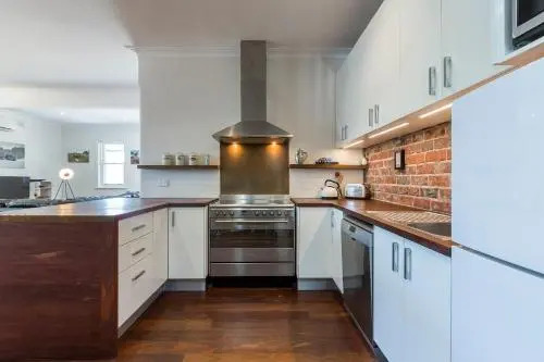 UrbanStyle Claremont Apartment