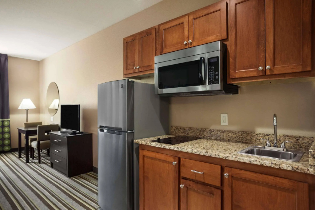 SureStay Plus Hotel by Best Western Owasso Tulsa North
