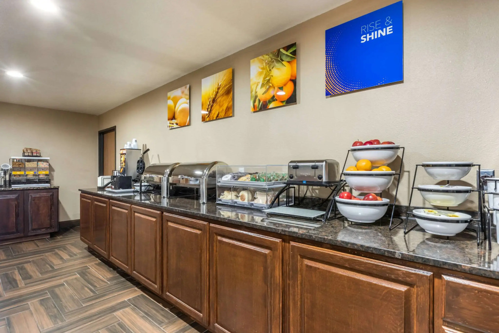 Comfort Inn Story City - I-35 near Ames