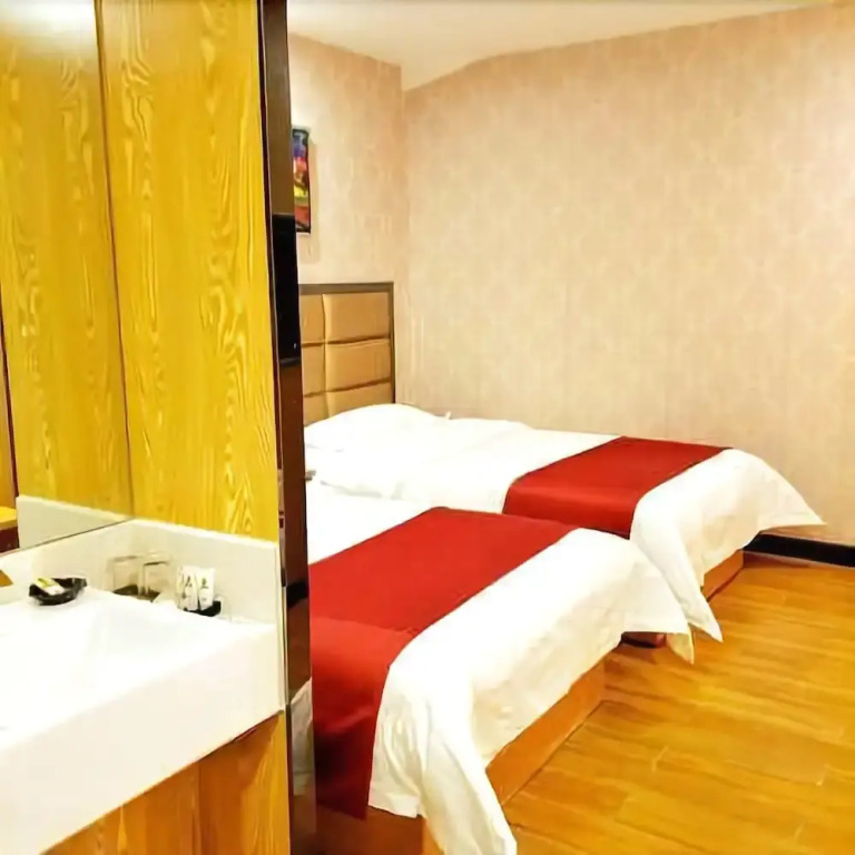 Super 8 Hotel