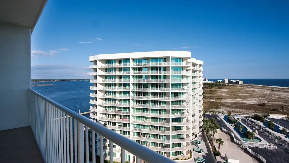 Three Bedroom Condo With Stunning Views - Unit Crc1110