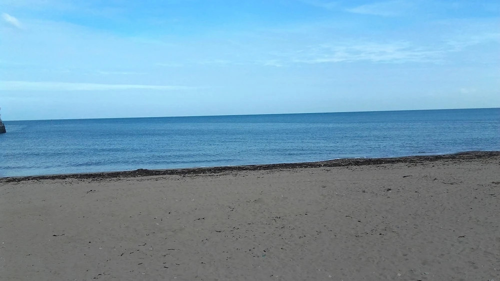House With 2 Bedrooms in Ver-sur-mer, With Enclosed Garden - 100 m From the Beach