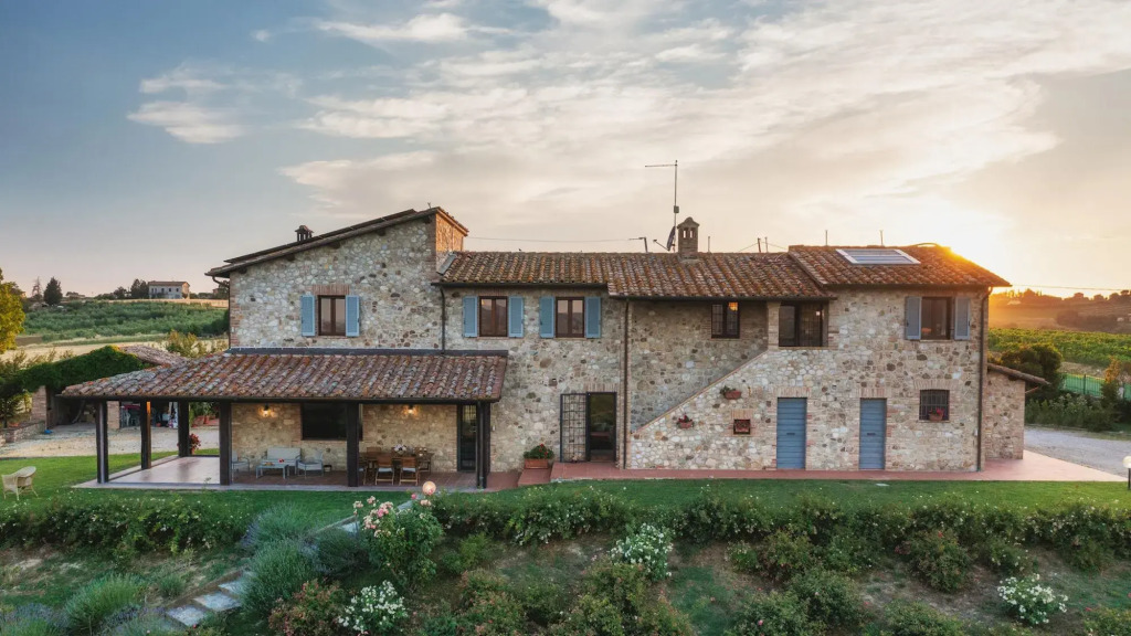 La Panoramica 8, Emma Villas