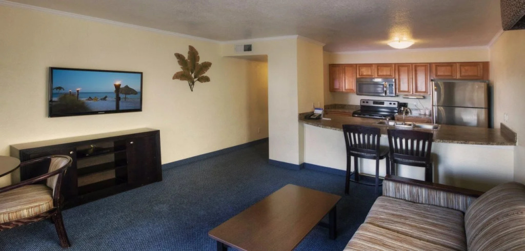 Sailport Waterfront Suites