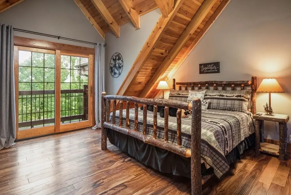 Grand Mountain Getaway 8 Bedroom Home by Redawning