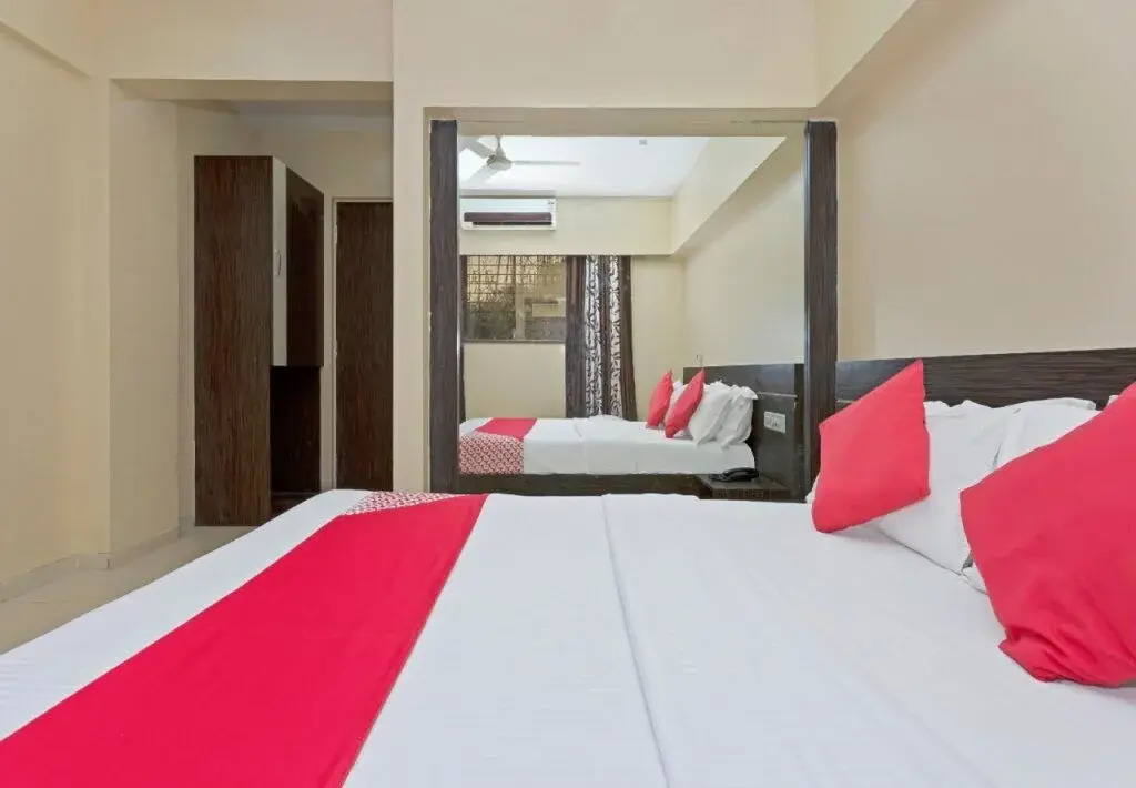 OYO 22290 Hotel Sunshine Residency