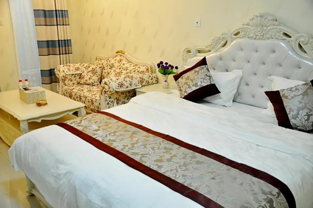 Jujia Aparthotel