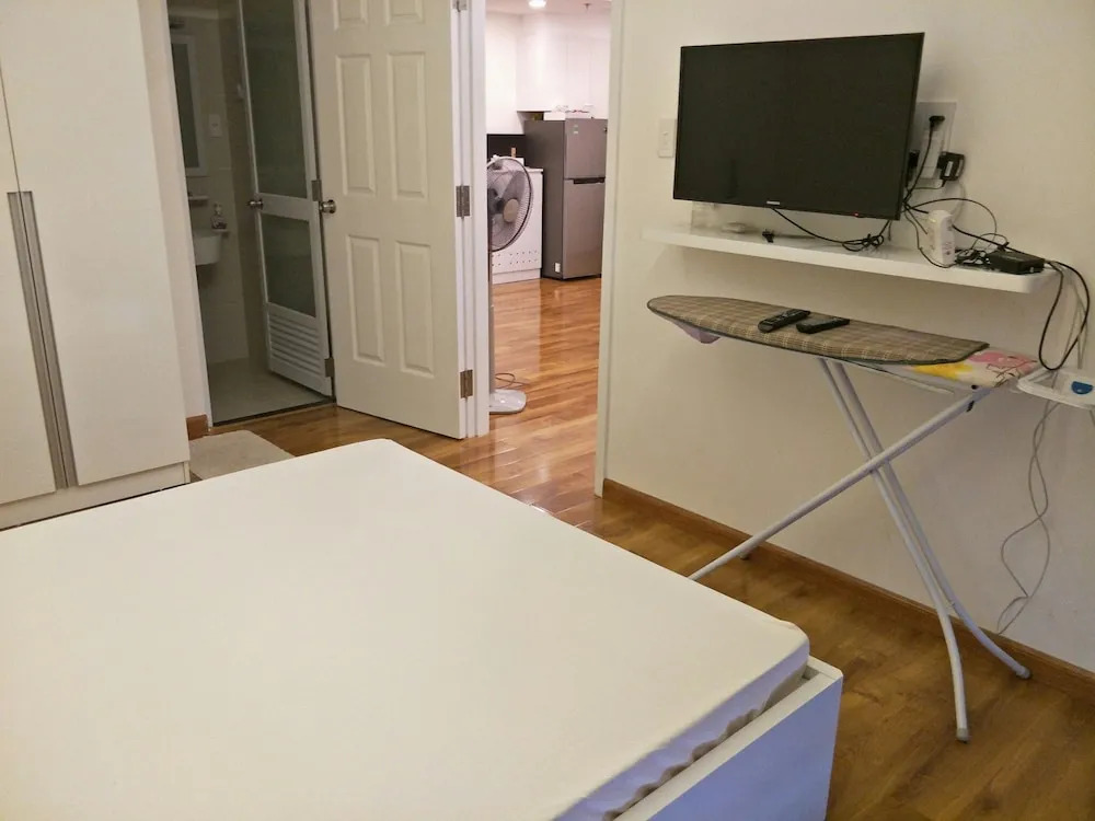 EHome 5 - The Bridgeview
