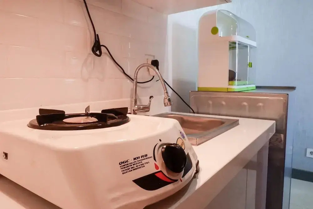 Best View & Cozy Studio Apartment at Benson Supermall Mansion