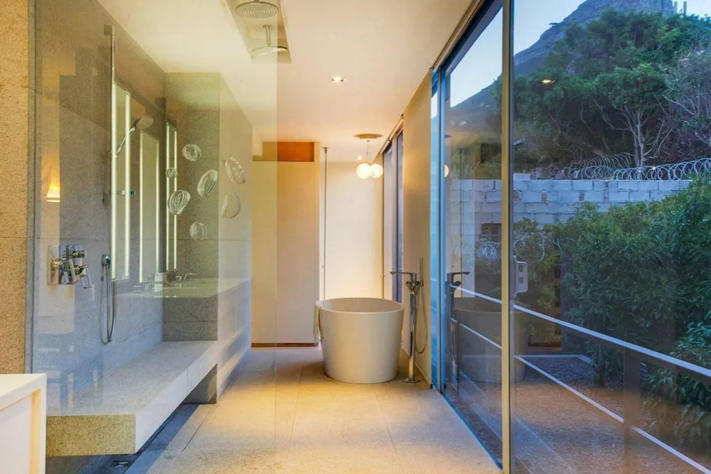 Modern Villa With Rooftop Deck Table Mountain Views Hildene Haven
