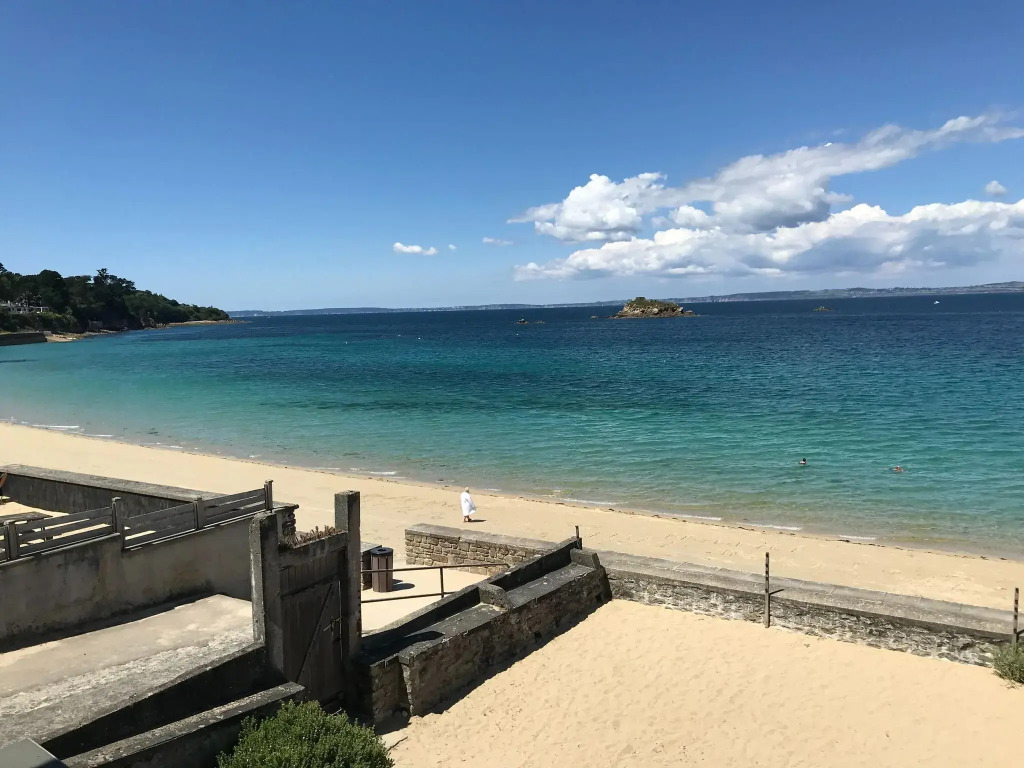 Duplex apartment in a prime seafront location, Treboul, Douarnenez
