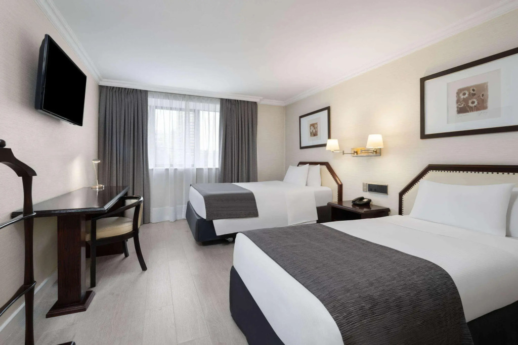 Wyndham Garden Santiago Kennedy