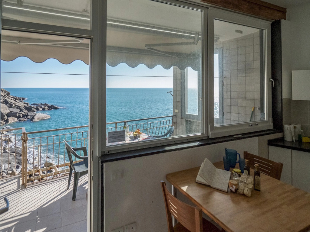 Unda de Ma Apartment with AC & Sea View Balcony