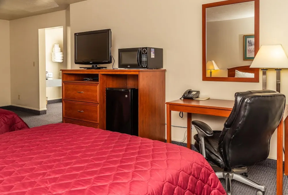 Country Village Motel