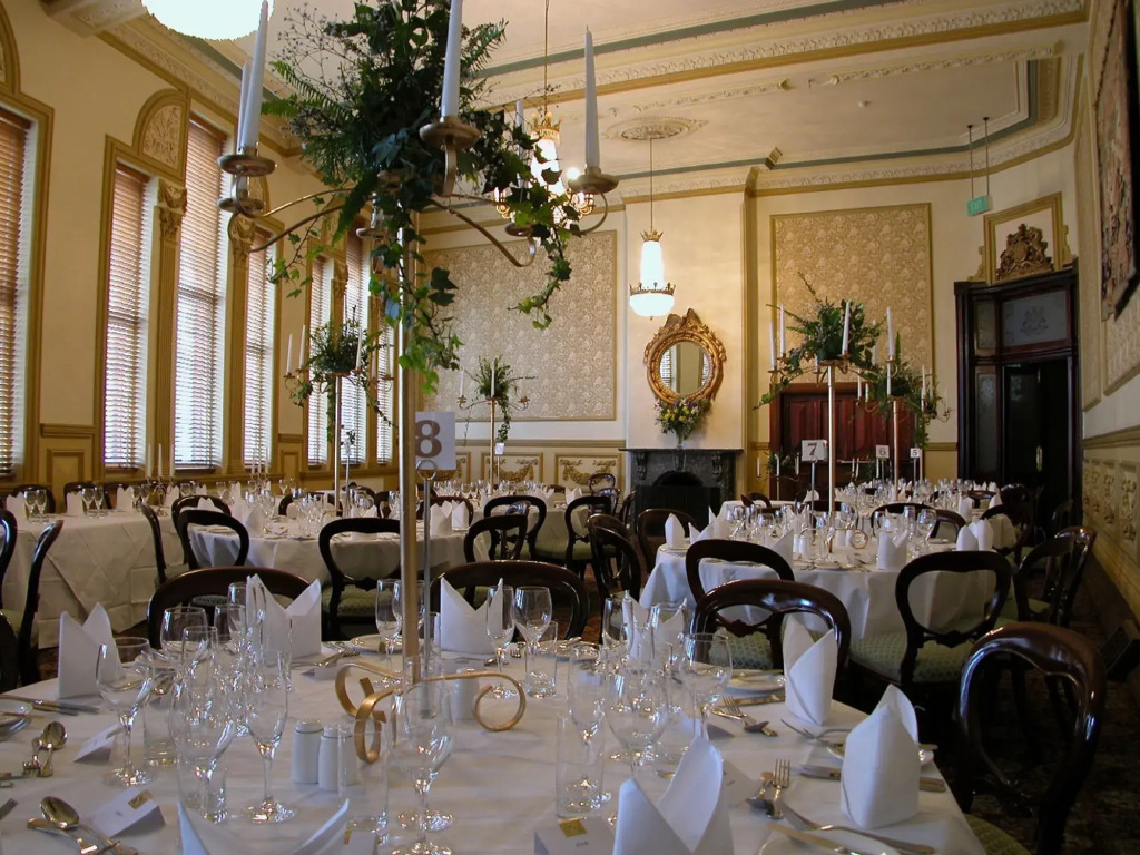 Craigs Royal Hotel