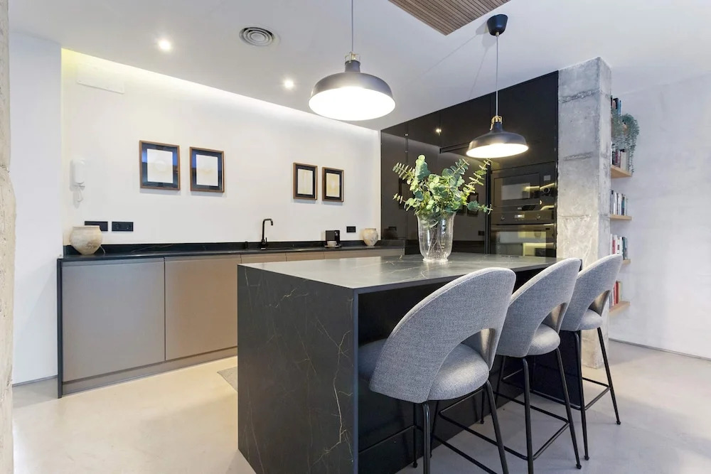 Lovely Apartment in Seville Pureza