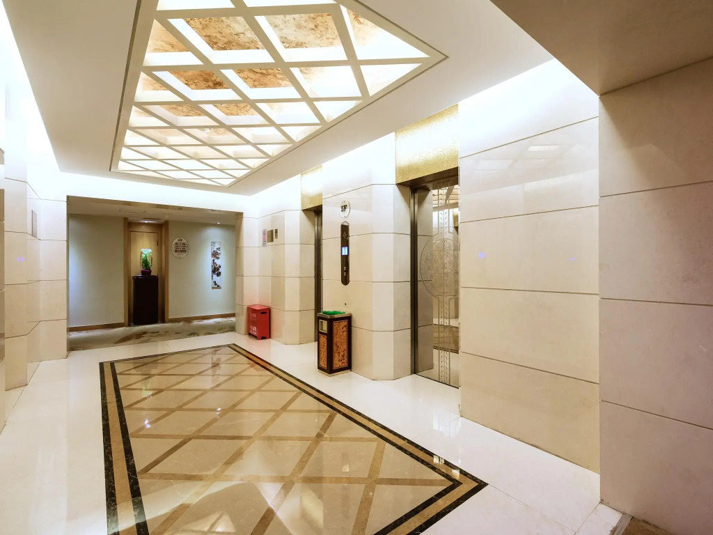 Oriental Garden Hotel